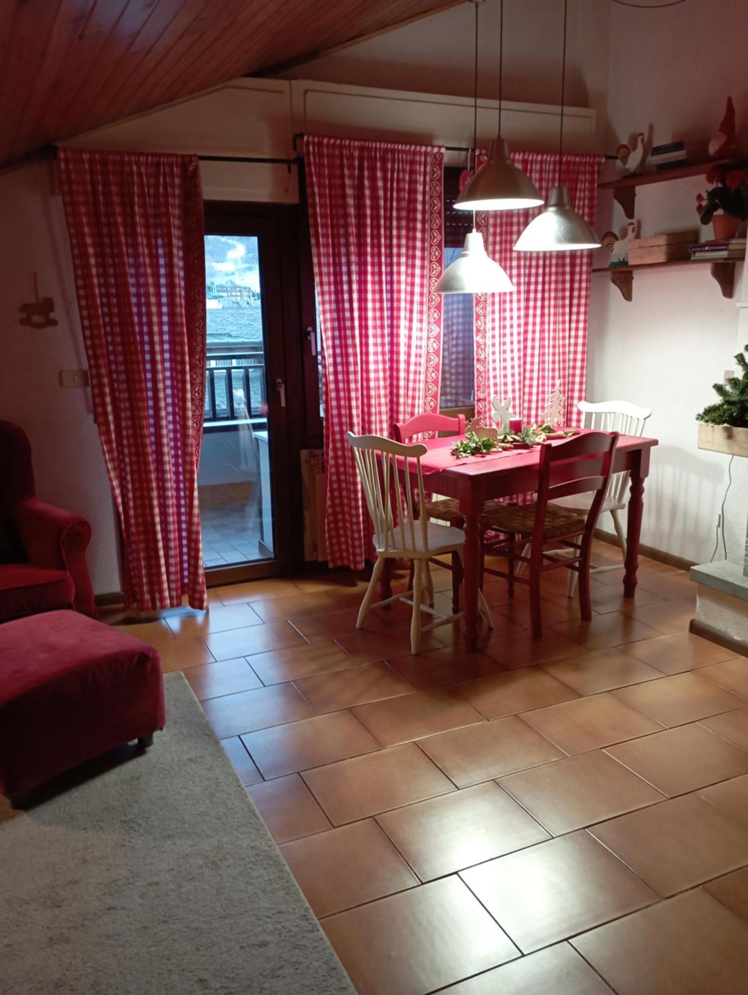 Adamello Appartement Aprica Buitenkant foto